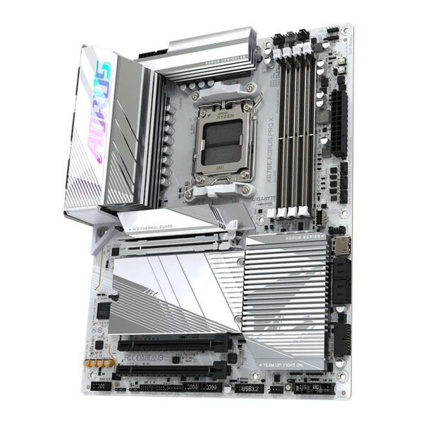 Deuxième image deGigabyte X670E AORUS PRO X